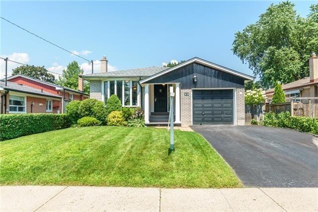 upper - 22 Dunstall Cres, House detached with 0 bedrooms, 1 bathrooms and 2 parking in Toronto ON | Image 6