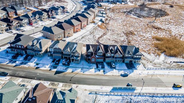 87 Longboat Run W, House detached with 4 bedrooms, 4 bathrooms and 4 parking in Brantford ON | Image 12