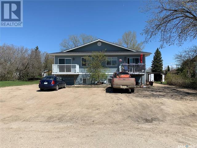 40 Carlton Street, House detached with 3 bedrooms, 3 bathrooms and null parking in Redvers SK | Image 1