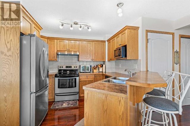 102, - 6220 Orr Drive, House semidetached with 3 bedrooms, 2 bathrooms and 2 parking in Red Deer AB | Image 8