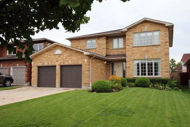 10 Jura Crt, House detached with 4 bedrooms, 3 bathrooms and 4 parking in Clarington ON | Image 1