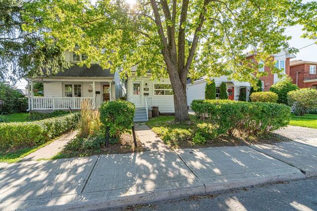 304 Westlake Ave, House detached with 2 bedrooms, 1 bathrooms and 2 parking in Toronto ON | Image 23