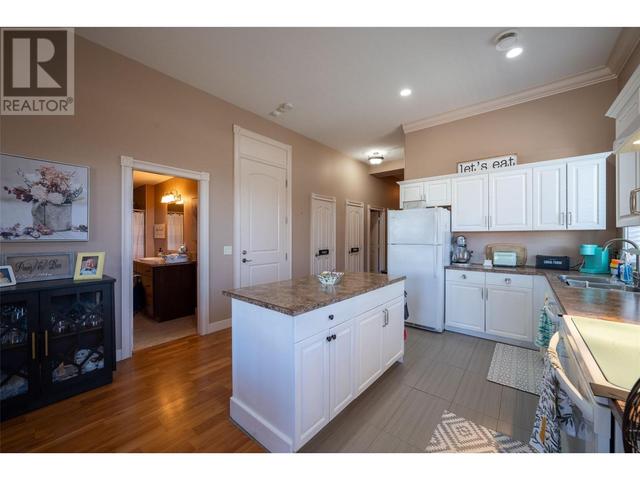 5024 Seon Crescent, House detached with 5 bedrooms, 4 bathrooms and 5 parking in Kelowna BC | Image 33