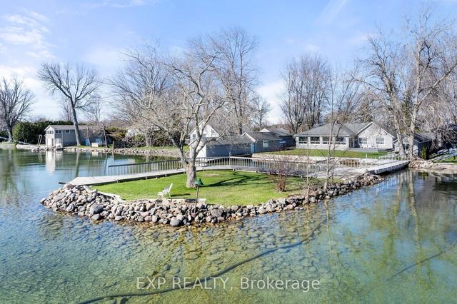 651 Duclos Point Rd, House detached with 4 bedrooms, 2 bathrooms and 12 parking in Georgina ON | Image 27