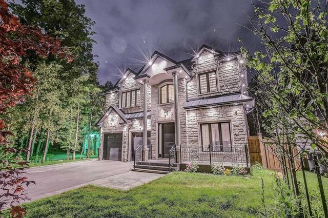 318 Maple Grove Ave, House detached with 5 bedrooms, 6 bathrooms and 6 parking in Mississauga ON | Image 2