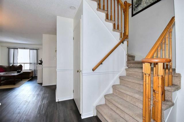62 Windham Cres, House detached with 3 bedrooms, 2 bathrooms and 3 parking in Clarington ON | Image 9