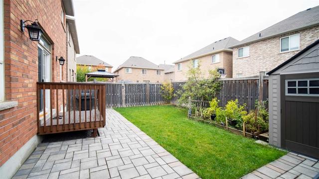 39 Hadfield Circ, House detached with 4 bedrooms, 4 bathrooms and 6 parking in Brampton ON | Image 26
