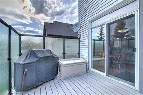 8 Weston Place Sw, House detached with 3 bedrooms, 2 bathrooms and 4 parking in Calgary AB | Image 35