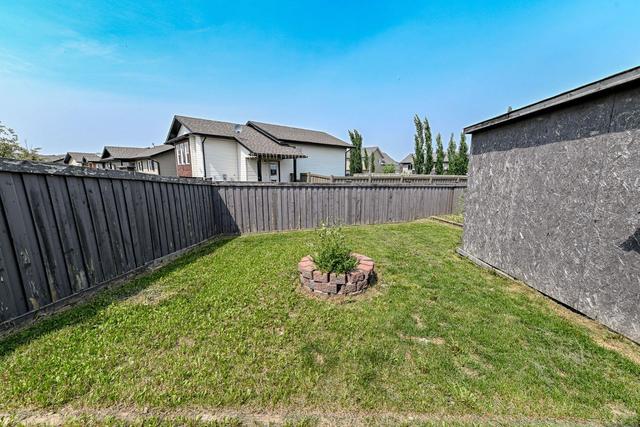 9535 93 Street, House detached with 4 bedrooms, 2 bathrooms and 2 parking in Wembley AB | Image 30