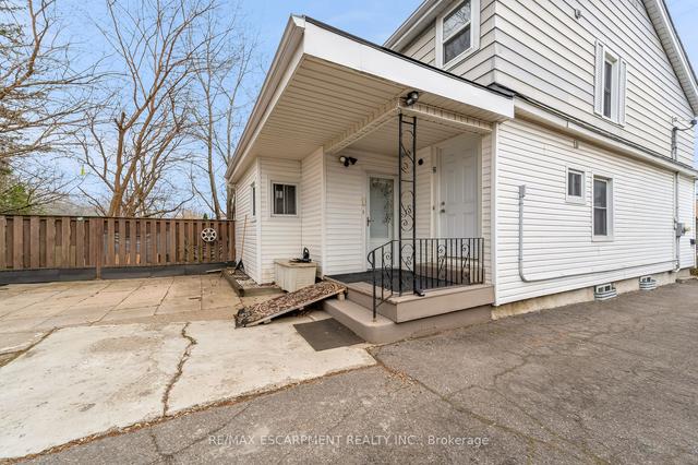 160 Welland Ave, House detached with 4 bedrooms, 2 bathrooms and 6 parking in St. Catharines ON | Image 33
