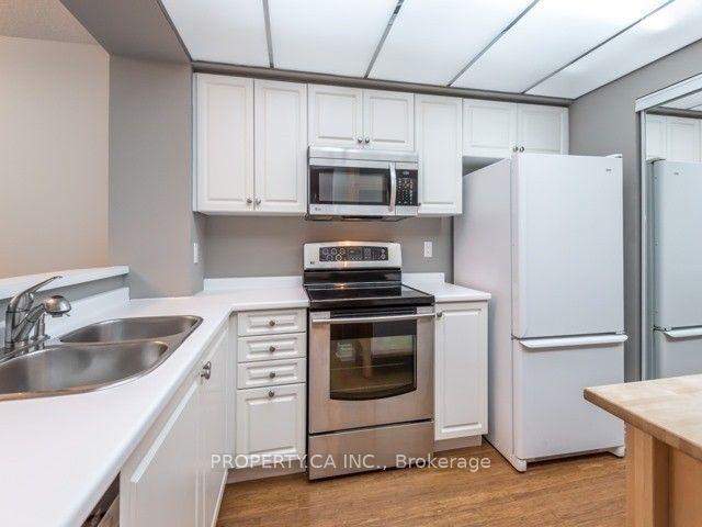 1410 - 28 Hollywood Ave, Condo with 1 bedrooms, 1 bathrooms and 1 parking in Toronto ON | Image 8