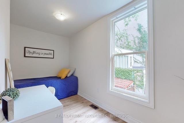 3 Percy St, House attached with 2 bedrooms, 2 bathrooms and 1 parking in Toronto ON | Image 18