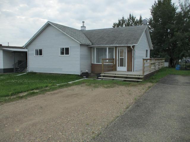 315 7 Avenue Se, House detached with 3 bedrooms, 2 bathrooms and 2 parking in Northern Lights County AB | Image 5