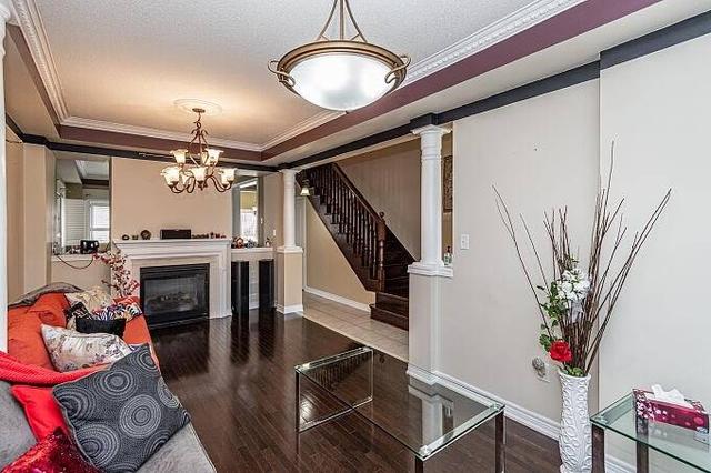 234 Bussel Cres, House detached with 4 bedrooms, 4 bathrooms and 4 parking in Milton ON | Image 40