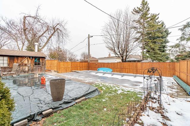81 Dorset Dr, House detached with 3 bedrooms, 2 bathrooms and 5 parking in Brampton ON | Image 32