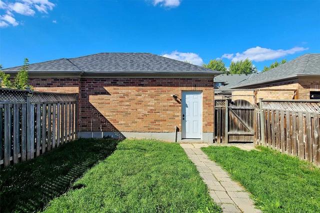 246 Bantry Ave, House attached with 3 bedrooms, 4 bathrooms and 2 parking in Richmond Hill ON | Image 25