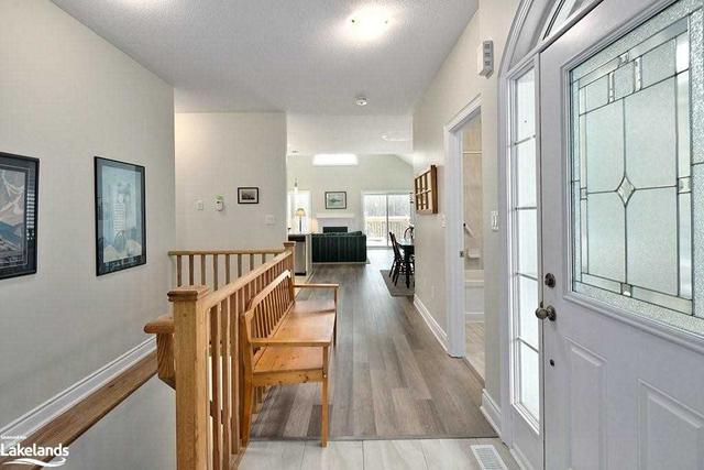 52 Kari Cres, Condo with 2 bedrooms, 3 bathrooms and 4 parking in Collingwood ON | Image 27