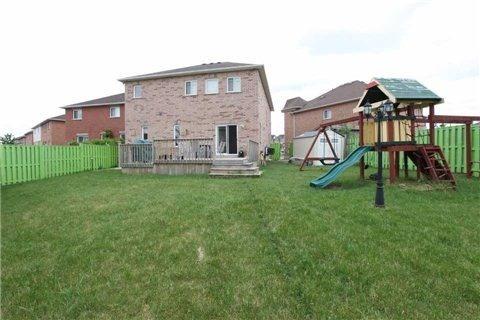 80 Farthingale Cres, House detached with 4 bedrooms, 5 bathrooms and 4 parking in Brampton ON | Image 17