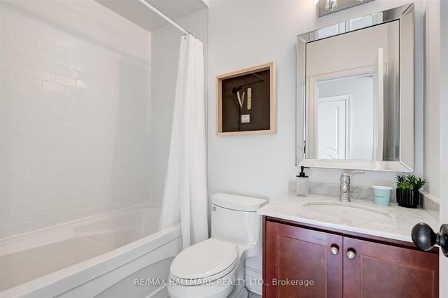 469 Shuter St, House semidetached with 2 bedrooms, 4 bathrooms and 1 parking in Toronto ON | Image 13