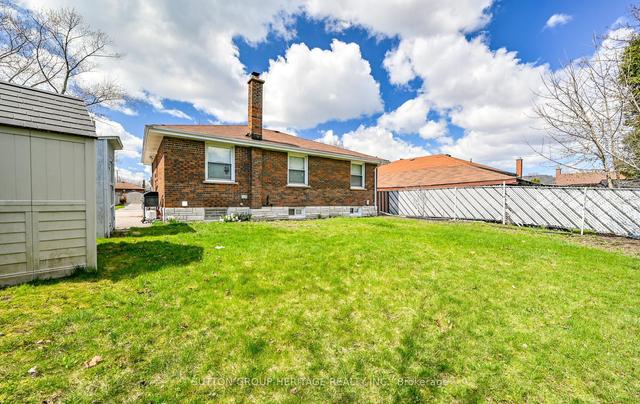 149 Riverside Dr N, House detached with 3 bedrooms, 2 bathrooms and 4 parking in Oshawa ON | Image 9