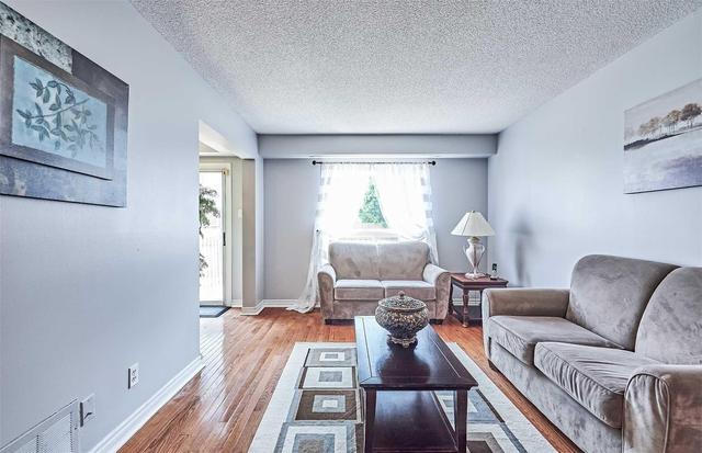 11 Macintyre Lane, Townhouse with 3 bedrooms, 3 bathrooms and 1 parking in Ajax ON | Image 5