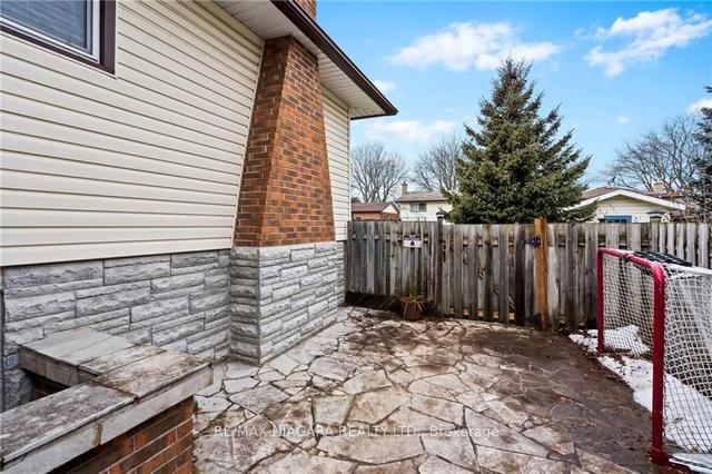 7083 Harriman St, House detached with 3 bedrooms, 2 bathrooms and 5 parking in Niagara Falls ON | Image 16