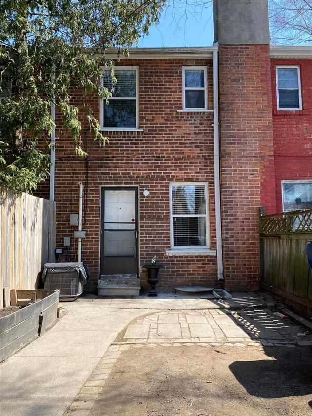 3312 Bathurst St, House attached with 2 bedrooms, 1 bathrooms and 2.5 parking in Toronto ON | Image 19