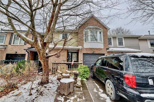 1009 Raintree Lane, House attached with 3 bedrooms, 1 bathrooms and 3 parking in Mississauga ON | Image 1