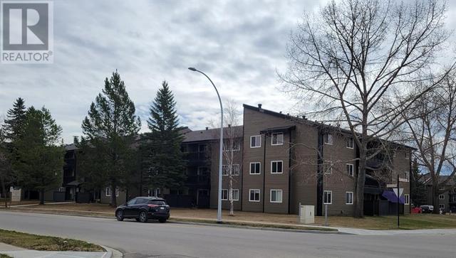 206a, - 5611 10 Avenue, Condo with 3 bedrooms, 1 bathrooms and 1 parking in Edson AB | Card Image