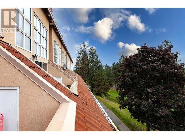 309 - 3185 Via Centrale Road, Condo with 1 bedrooms, 2 bathrooms and 1 parking in Kelowna BC | Image 11