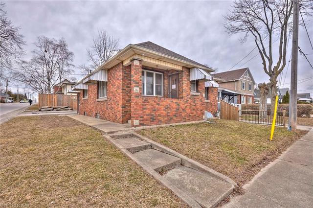 6270 Franklin Avenue, House detached with 2 bedrooms, 1 bathrooms and 1 parking in Niagara Falls ON | Image 1