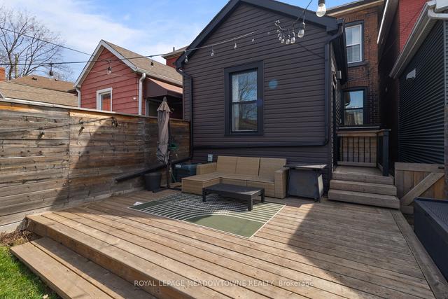 107 Elgin St, House detached with 3 bedrooms, 2 bathrooms and 2 parking in Hamilton ON | Image 19