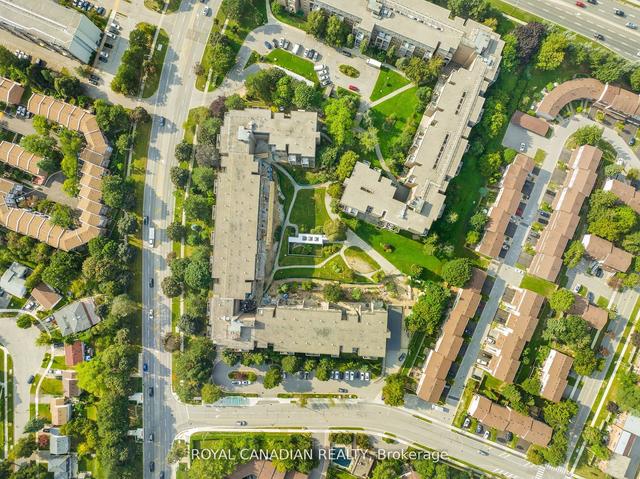135 - 4001 Don Mills Rd, Townhouse with 2 bedrooms, 2 bathrooms and 1 parking in Toronto ON | Image 35