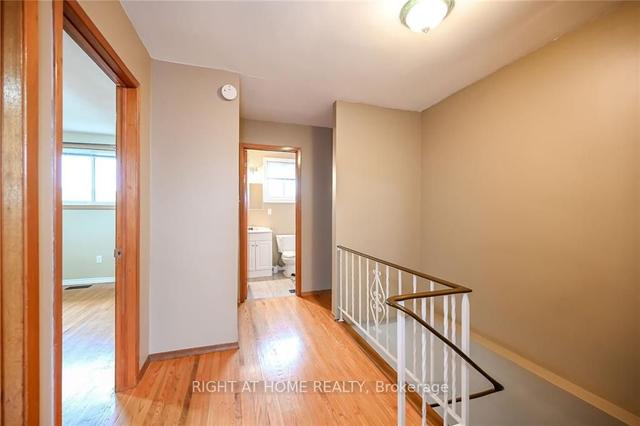 11 - 161 Berkindale Dr, Townhouse with 3 bedrooms, 2 bathrooms and 2 parking in Hamilton ON | Image 5