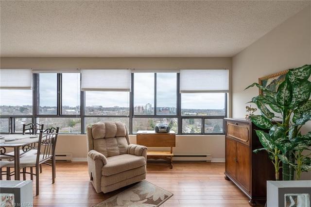902 - 135 Baseline Road W, House attached with 2 bedrooms, 1 bathrooms and 1 parking in London ON | Image 26