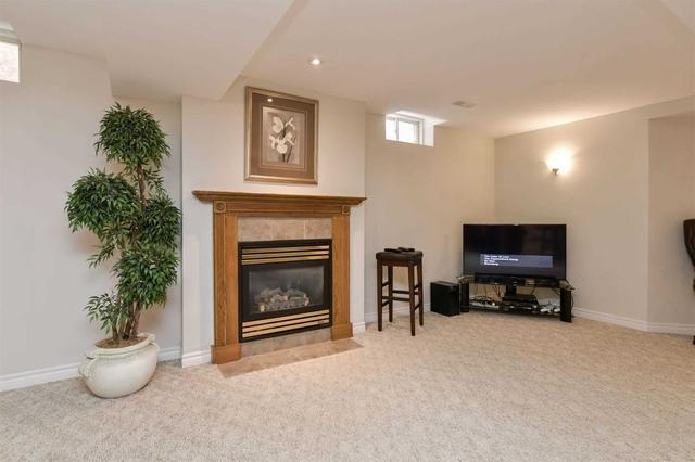 46 Esposito Dr, House detached with 4 bedrooms, 4 bathrooms and 6 parking in Caledon ON | Image 24