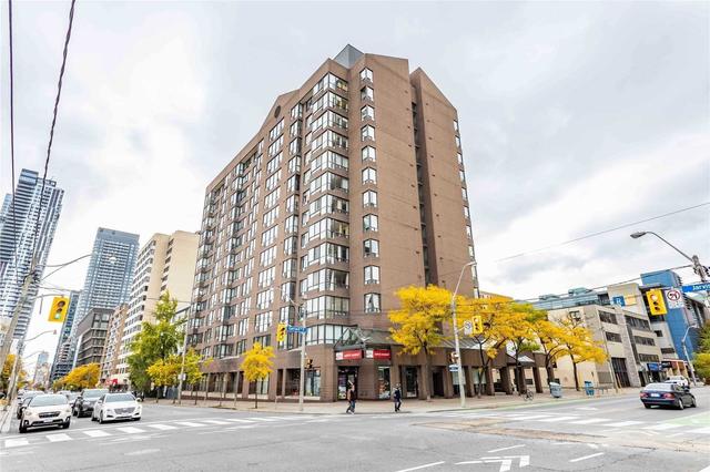 1010 - 117 Gerrard St E, Condo with 3 bedrooms, 2 bathrooms and 1 parking in Toronto ON | Image 26