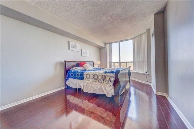 1002 - 400 Mclevin Ave, Condo with 2 bedrooms, 2 bathrooms and 1 parking in Toronto ON | Image 15