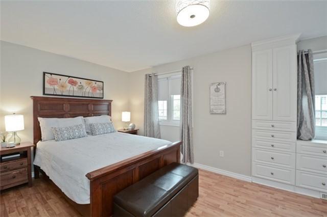 118 - 10 Bassett Blvd, Townhouse with 3 bedrooms, 2 bathrooms and 1 parking in Whitby ON | Image 11