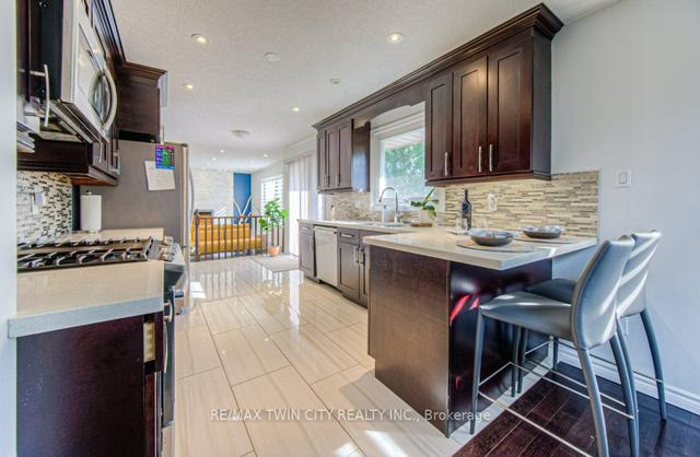 139 Downey Rd, House detached with 4 bedrooms, 4 bathrooms and 4 parking in Guelph ON | Image 2