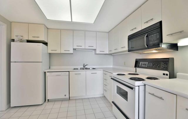 602 - 415 Locust St, Condo with 1 bedrooms, 2 bathrooms and 2 parking in Burlington ON | Image 11