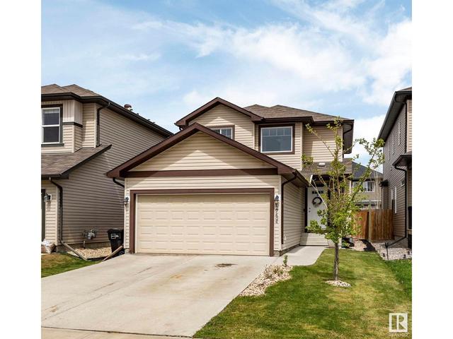 17404 5 Av Sw, House detached with 3 bedrooms, 2 bathrooms and 4 parking in Edmonton AB | Card Image