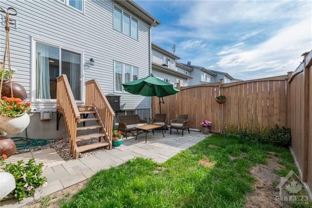 291 Macoun Circle, Townhouse with 3 bedrooms, 4 bathrooms and 2 parking in Ottawa ON | Image 29