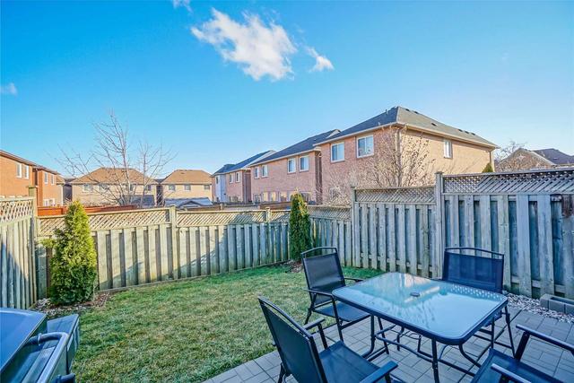 73 Kenwood Dr, Townhouse with 3 bedrooms, 3 bathrooms and 3 parking in Brampton ON | Image 22