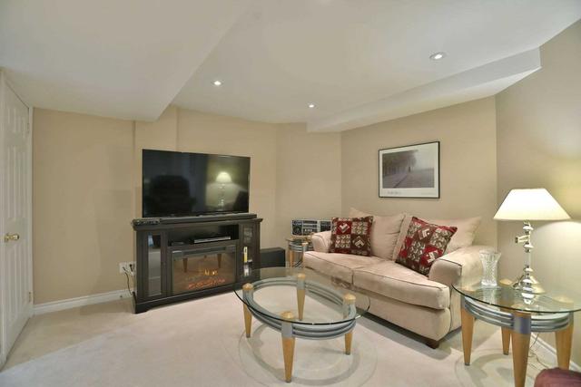 2283 Whitecliffe Way, House detached with 4 bedrooms, 5 bathrooms and 4 parking in Oakville ON | Image 25