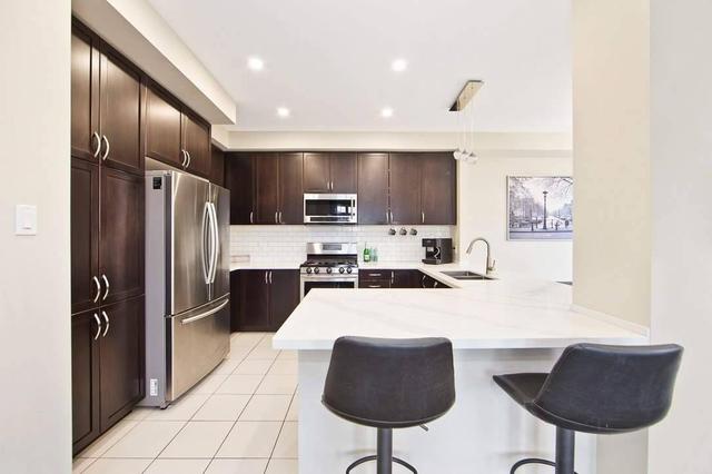 19 Honeyview Tr, House semidetached with 3 bedrooms, 4 bathrooms and 3 parking in Brampton ON | Image 23