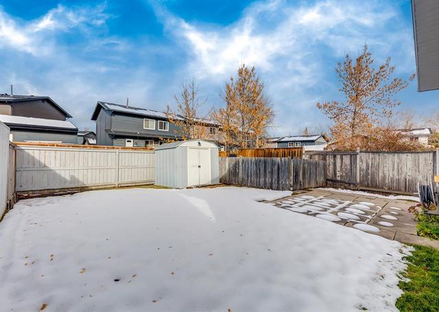 16 Sunvale Crescent Se, House detached with 3 bedrooms, 2 bathrooms and 1 parking in Calgary AB | Image 31