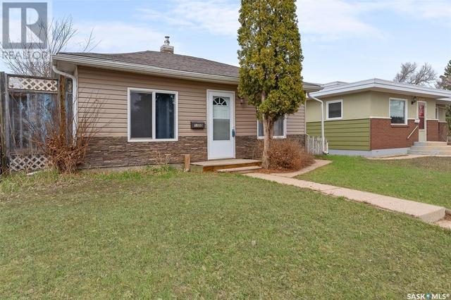 1110 Coteau Street W, House detached with 2 bedrooms, 1 bathrooms and null parking in Moose Jaw SK | Image 27