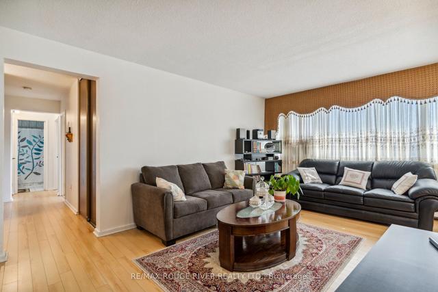 801 - 100 Leeward Glwy, Condo with 2 bedrooms, 1 bathrooms and 1 parking in Toronto ON | Image 8