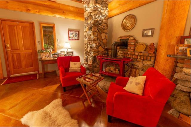 3140 Highway 3a, House detached with 3 bedrooms, 2 bathrooms and 6 parking in Central Kootenay F BC | Image 6
